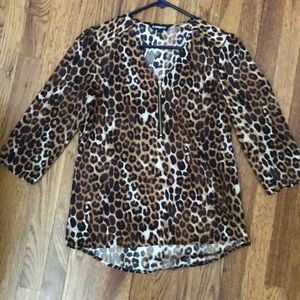Express 3/4 sleeve animal printed shirt